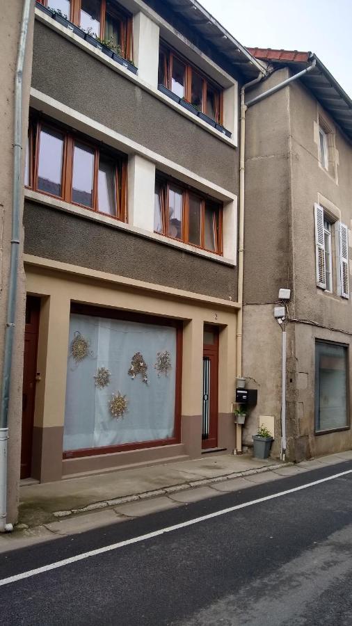 Ferienwohnung Le Passage Du Faubourg, Agreable T3 En Duplex De 120M2 Saint-Léonard-de-Noblat Exterior foto